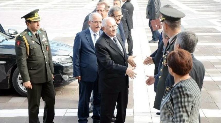 Bakan G&ouml;n&uuml;l: &ldquo;yerli Savaş U&ccedil;ağının Projelendirilmesinde Belli Bir Mesafe Kat Edildi&rdquo;