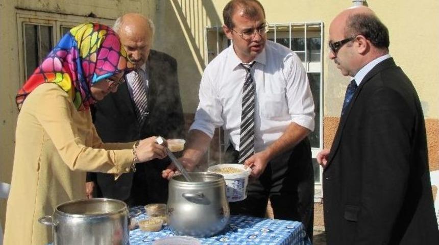 Okulda Aşure Etkinliği