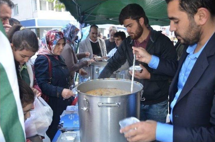 Ak Gençler 500 Kişilik Aşure Dağıttı G3