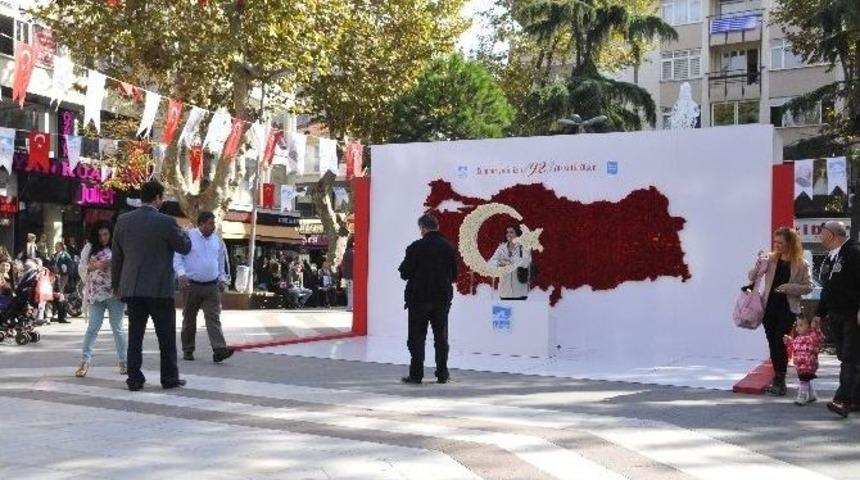 Pendik&rsquo;te Cumhuriyet Bayramı&rsquo;na &Ouml;zel Pano