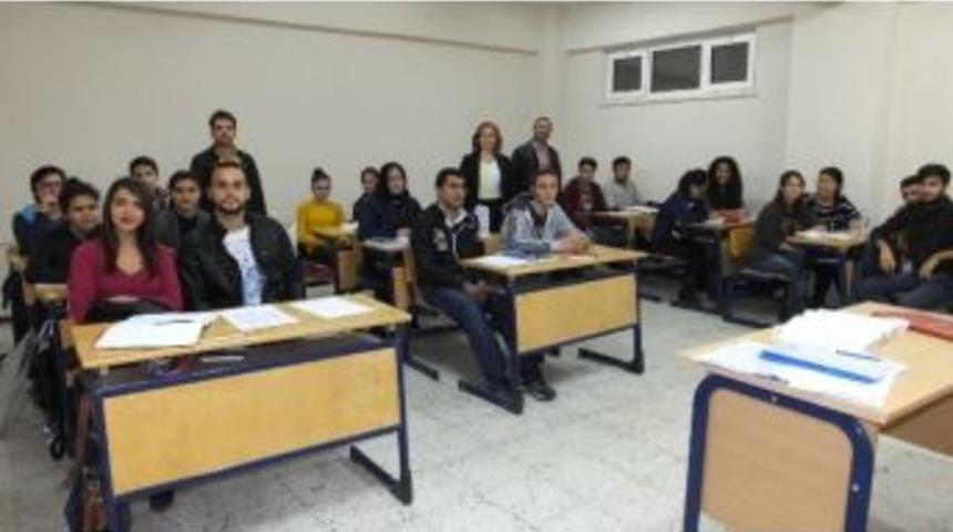 Burhaniye’de Destekleme Kurslarına Yoğun İlgi