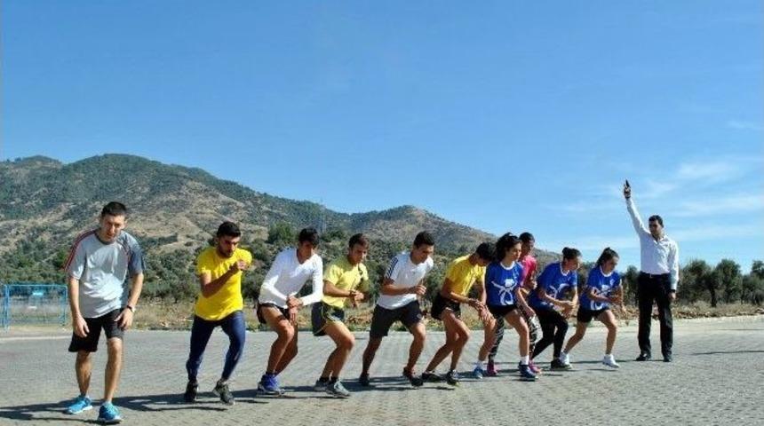 Aydın&rsquo;da Cumhuriyet Haftası Kros Yarışları Yapıldı