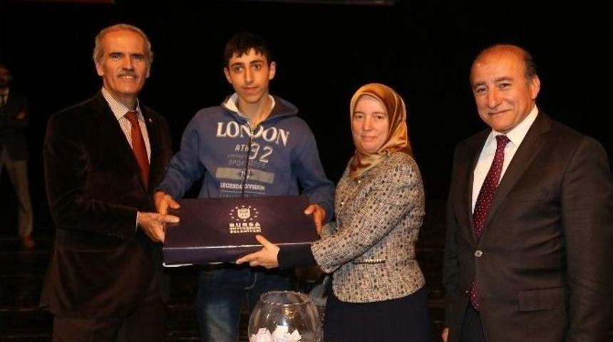 Ev Hanımları Sertifikalarına Kavuştu