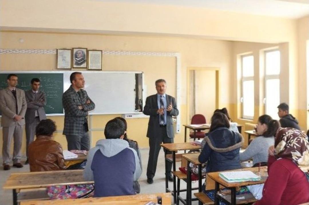 İl Milli Eğitim M&uuml;d&uuml;r&uuml; Arslan Bulanık&rsquo;ta