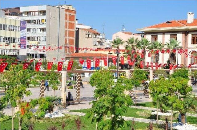 Büyükşehir, Manisa’yı 29 Ekim’e Hazırladı