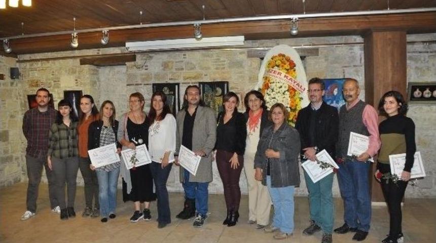 Kuşadası&rsquo;nda Cumhuriyet Sergisi A&ccedil;ıldı