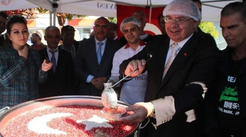 Şehit Ve Gaziler İ&ccedil;in Aşure