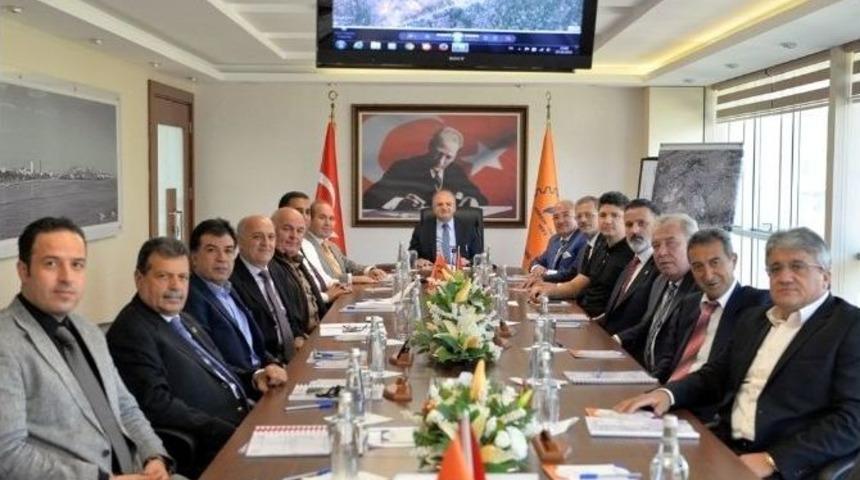 Mtosb M&uuml;teşebbis Heyeti, Vali &Ccedil;akacak Başkanlığında Toplandı