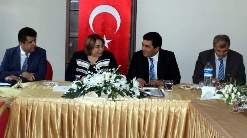 T&ouml;re, İl&ccedil;e Milli Eğitim M&uuml;d&uuml;rleriyle Bir Araya Geldi