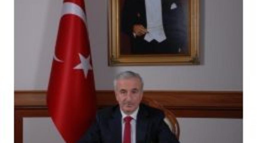 Vali S&uuml;leyman Kam&ccedil;ı&rsquo;dan 29 Ekim Mesajı