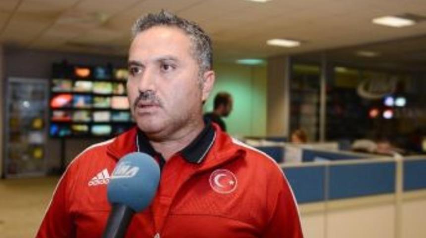 Keleş: "amacımız Şampiyon Sporcular Yetiştirmek"