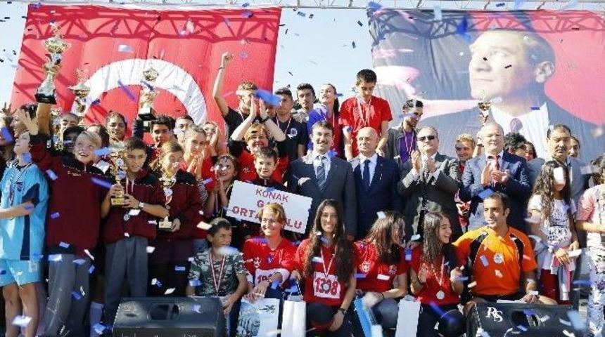 Bu Koşu Cumhuriyet İ&ccedil;in