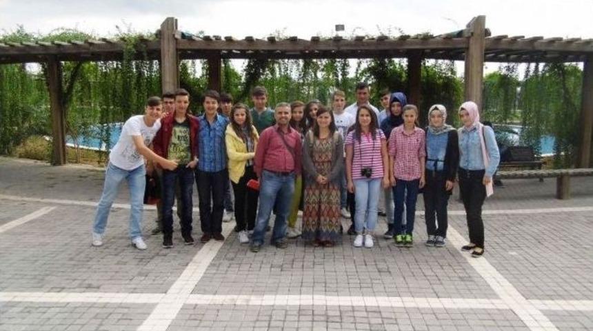 &Ouml;ğrencilere Tanıtım Gezisi