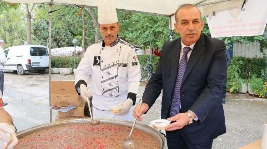 Konesob&rsquo;tan Aşure İkramı