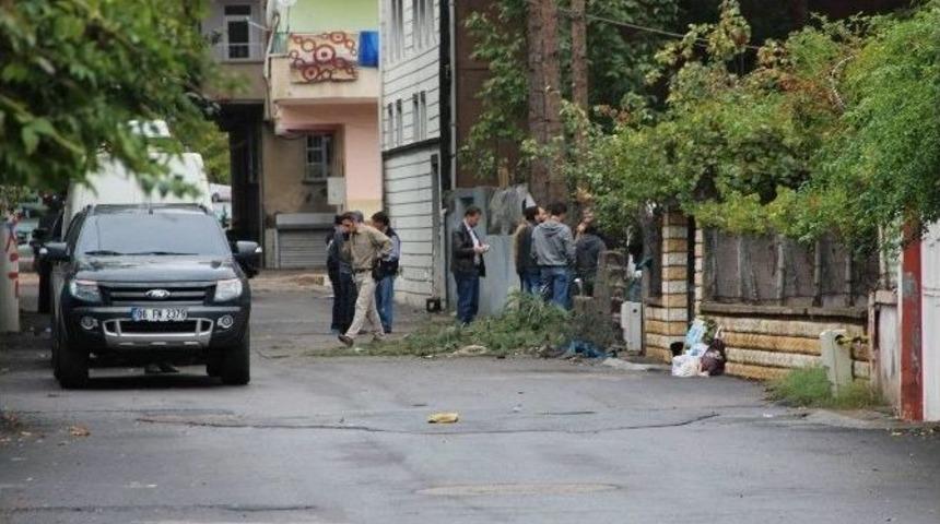 H&uuml;cre Evinde Bomba İhbarı