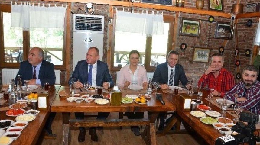 Başkan Keleş Basınla Bir Araya Geldi