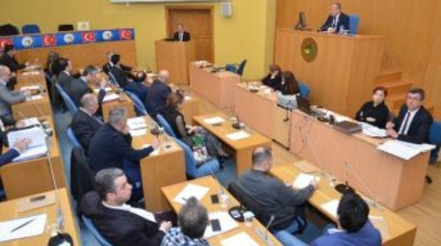 D&uuml;zce Belediyesi 2016 B&uuml;t&ccedil;esi Meclise Geliyor