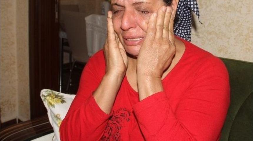 16 Yaşından Beri &Ccedil;alışıp Biriktirdiği Altınları Gelini Dolandırıcıya Kaptırdı