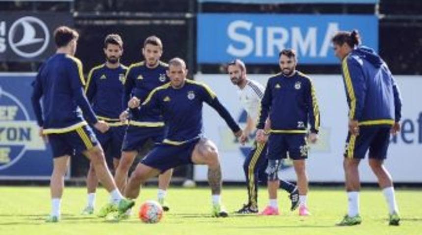 Fenerbah&ccedil;e, Ankara&rsquo;ya 5 Oyuncusundan Yoksun Gidiyor