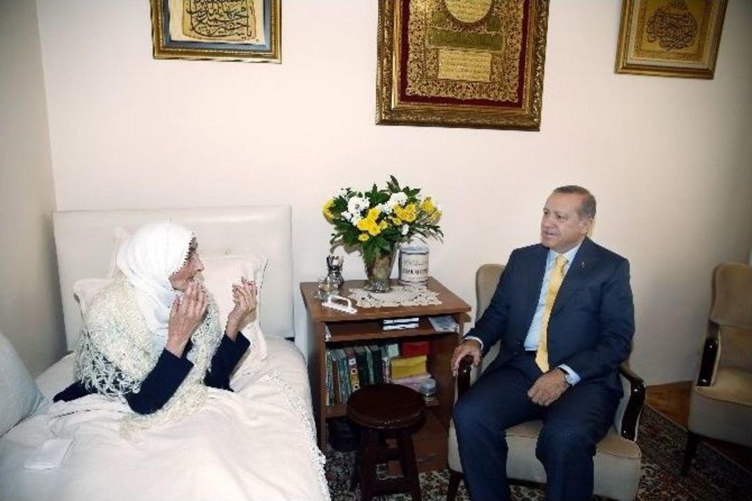 Erdoğan Ailesinden G&uuml;nay Anne&rsquo;ye Ziyaret