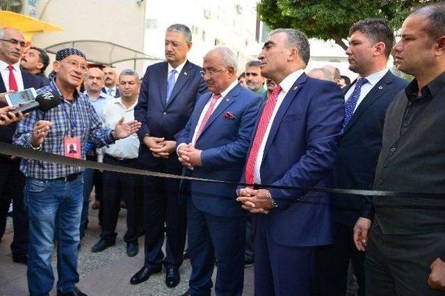 Mersin Büyükşehir Belediyesi’nden “savaşa Hayır” Fotoğraf Sergisi