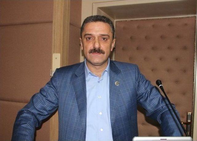 Sağlık-sen’den İbrahim Halil Akkuş’a Plaket