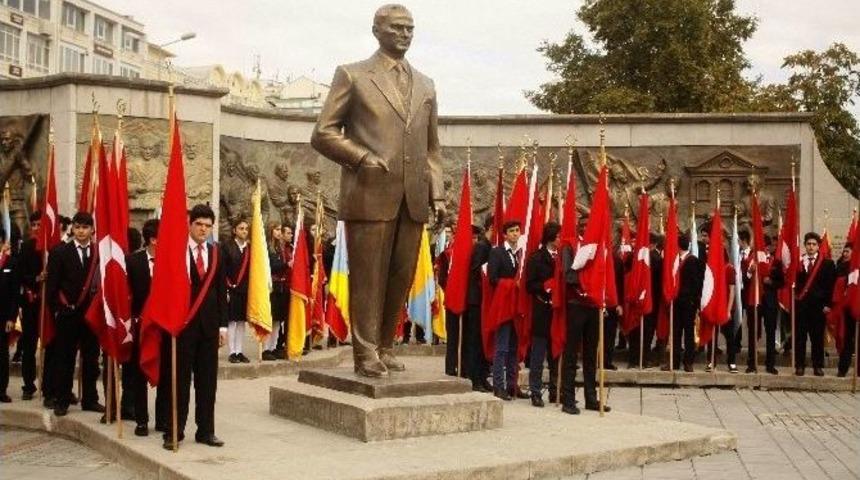 Cumhuriyetin 92. Yıld&ouml;n&uuml;m&uuml; Kutlamaları Başladı