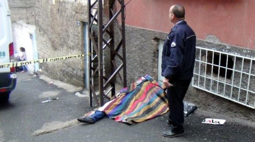 Suriyeli Şahıs Sokakta &Ouml;l&uuml; Bulundu