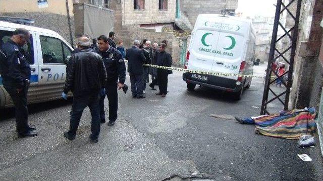 Suriyeli Şahıs Sokakta Ölü Bulundu 2