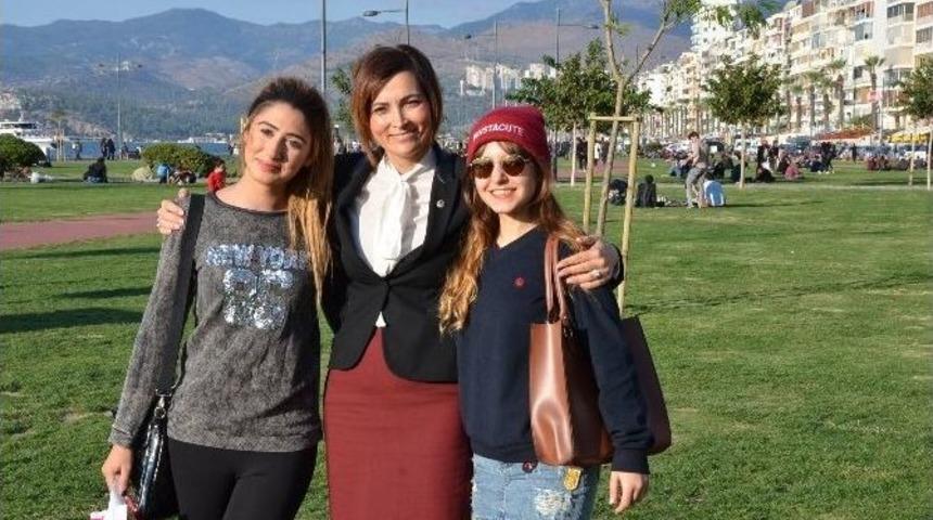 Senem Kılı&ccedil;: "umutsuz Olmayın, T&uuml;rkiye&rsquo;nin Mhp&rsquo;si Var"