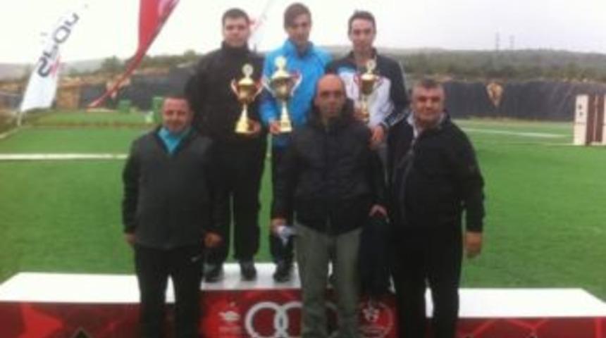 Kagıtsporlu Murat İlbilgi&rsquo;den Birincilik