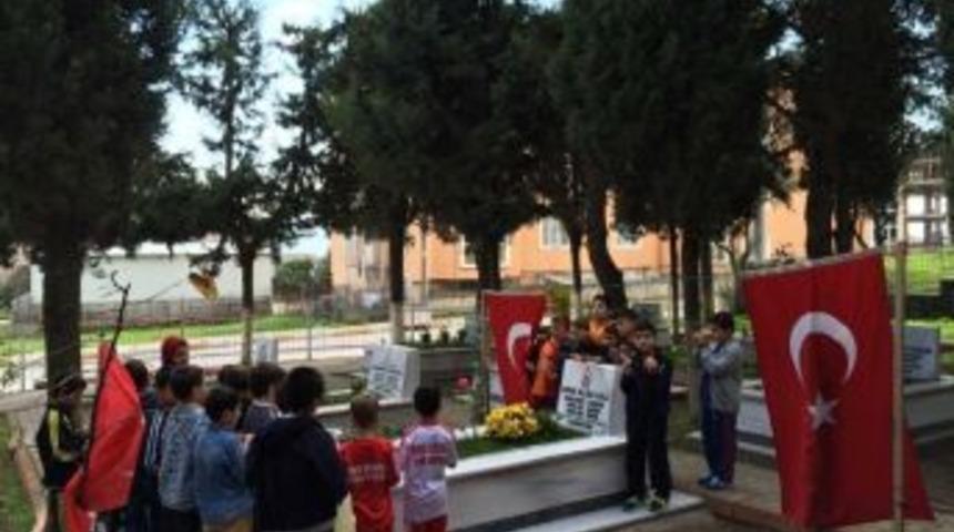 Minikler&rsquo;den Şehitliğe Ziyaret