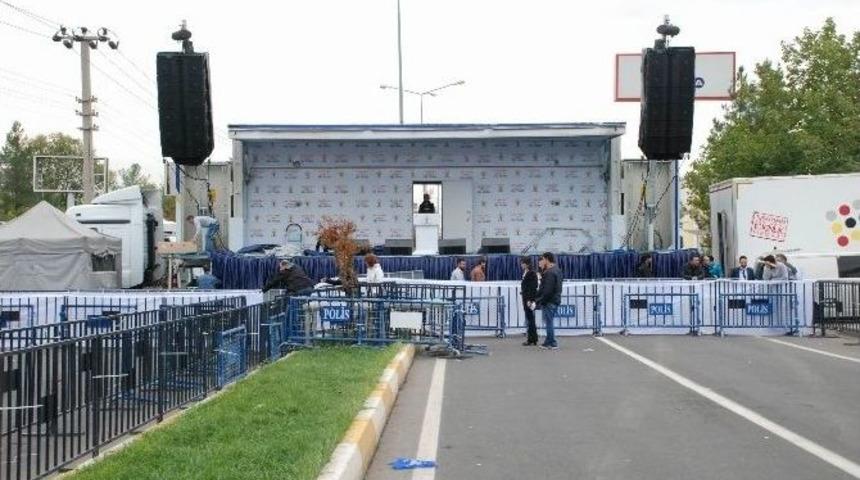 Başbakan&rsquo;ın Miting Yeri Değiştirildi