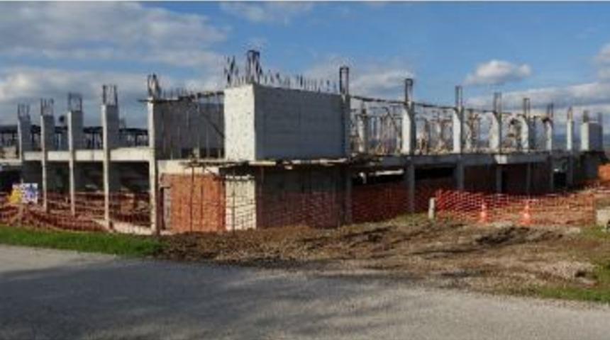 Kartepe Kapalı Spor Salonu Hızla Y&uuml;kseliyor