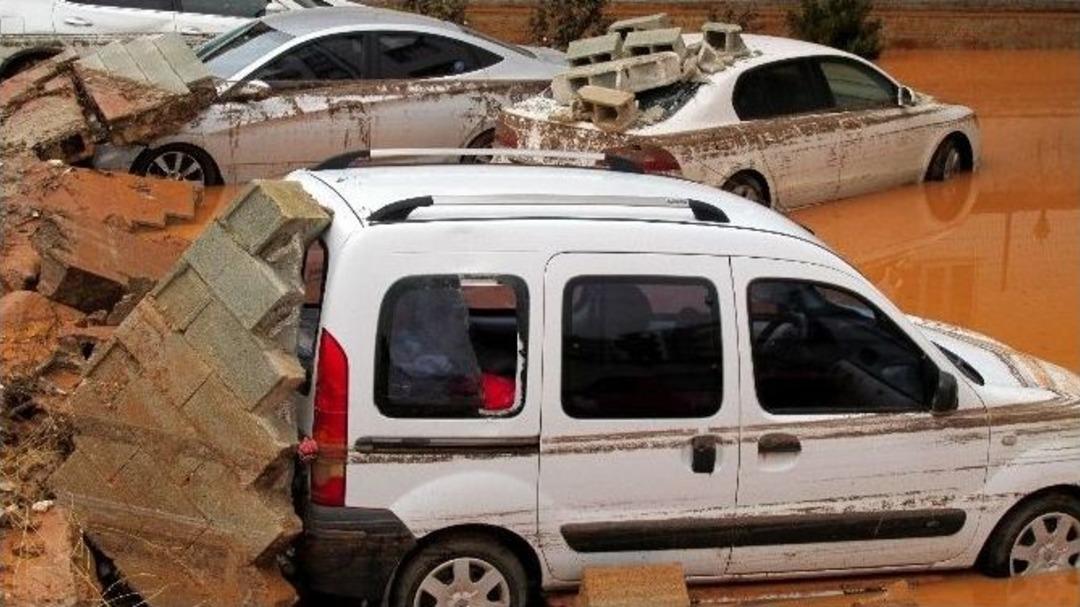 Gaziantep&rsquo;te Aşırı Yağış Nedeniyle &Ccedil;ok Sayıda Ev Ve İş Yerini Su Bastı
