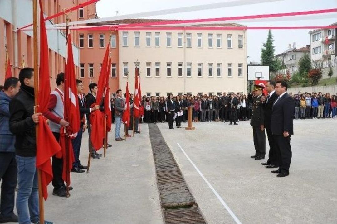 Boz&uuml;y&uuml;k&rsquo;te Cumhuriyet Bayramı Coşkuyla Kutlandı