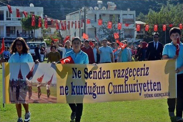 Demre’de Cumhuriyet Bayramı Coşkuyla Kutlandı