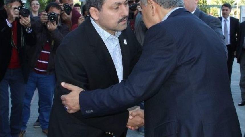 Arın&ccedil;&rsquo;tan Pakdemirli&rsquo;ye Ge&ccedil;miş Olsun Ziyareti