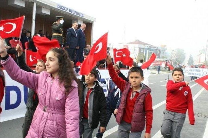 Düzce’de Cumhuriyet Bayramı Coşkuyla Kutlandı G4