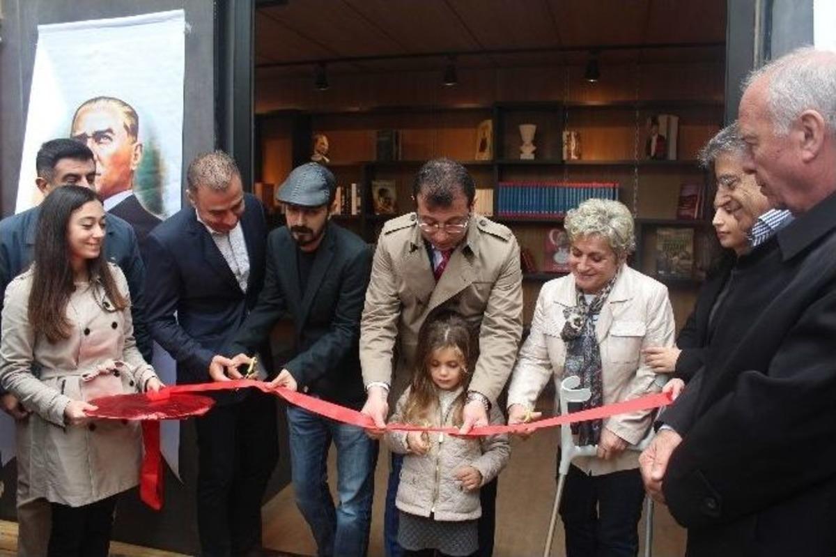 Beylikd&uuml;z&uuml;&rsquo;nde Cumhuriyet Kitapevi Hizmete A&ccedil;ıldı