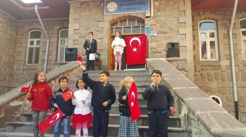 Afyonkarahisar&rsquo;da Ki Okullarda &ldquo;29 Ekim Cumhuriyet Bayramı&rdquo; Coşkusu