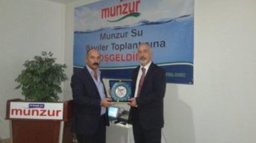 Munzur Su Hakkari Bayii Akboğa&rsquo;ya &Ouml;d&uuml;l