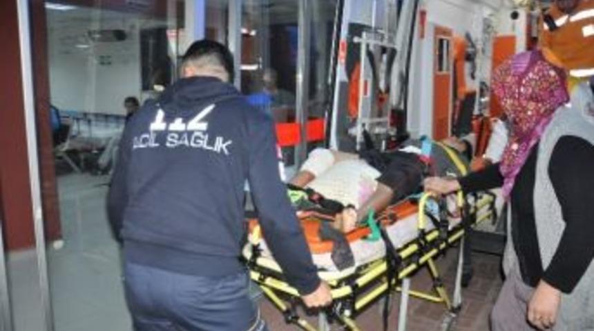 &Ccedil;arptığı &Ccedil;ocuk İ&ccedil;in Ambulans İstedi, Ardından D&uuml;ğ&uuml;n Konvoyuna Katıldı