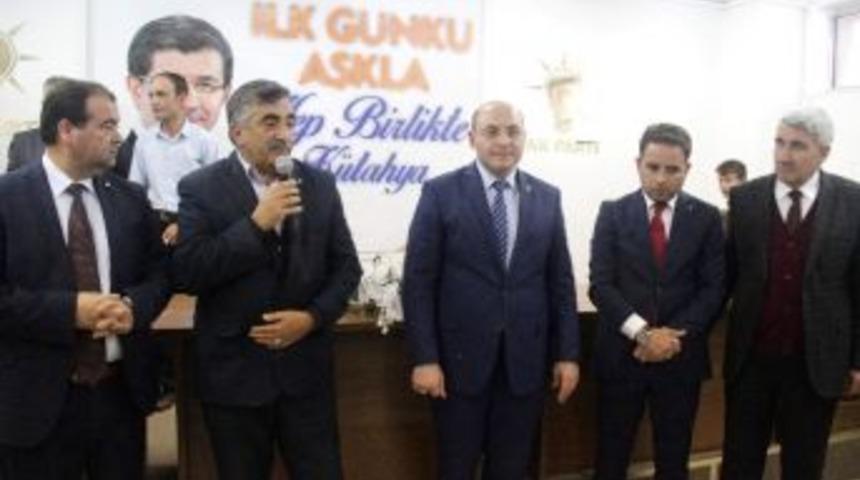 İsmail &Ccedil;elik Ak Parti&rsquo;de