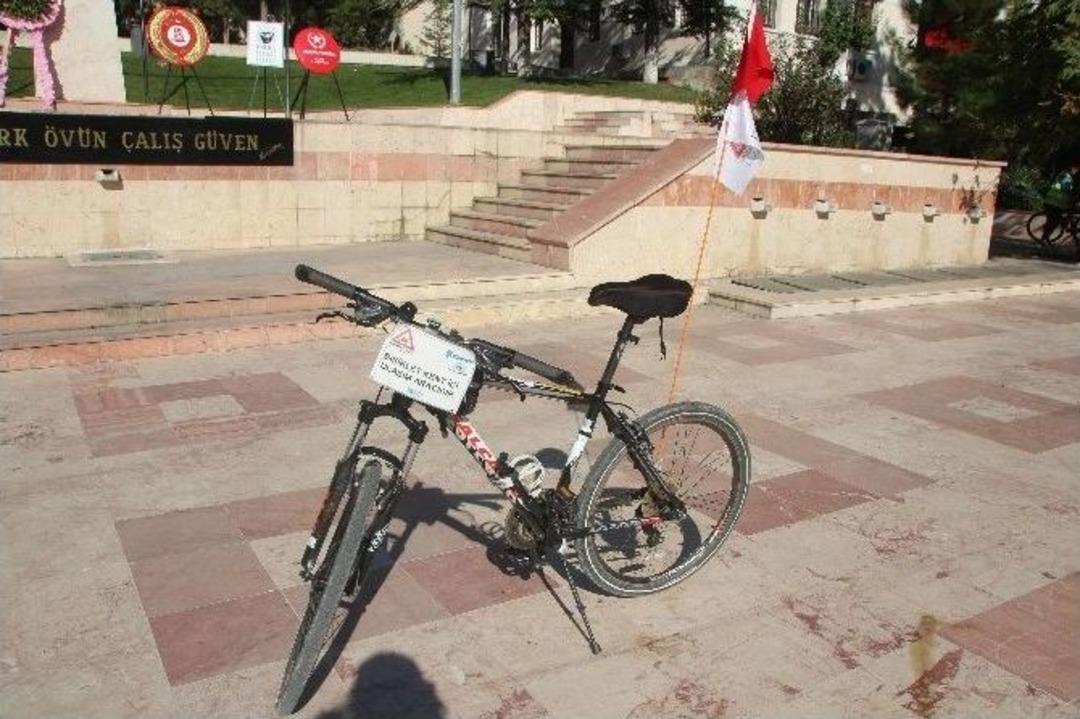 Bilecik&rsquo;te &ldquo;92. Yılında Cumhuriyet Bayramı Bisiklet Turu&rdquo; Yapıldı