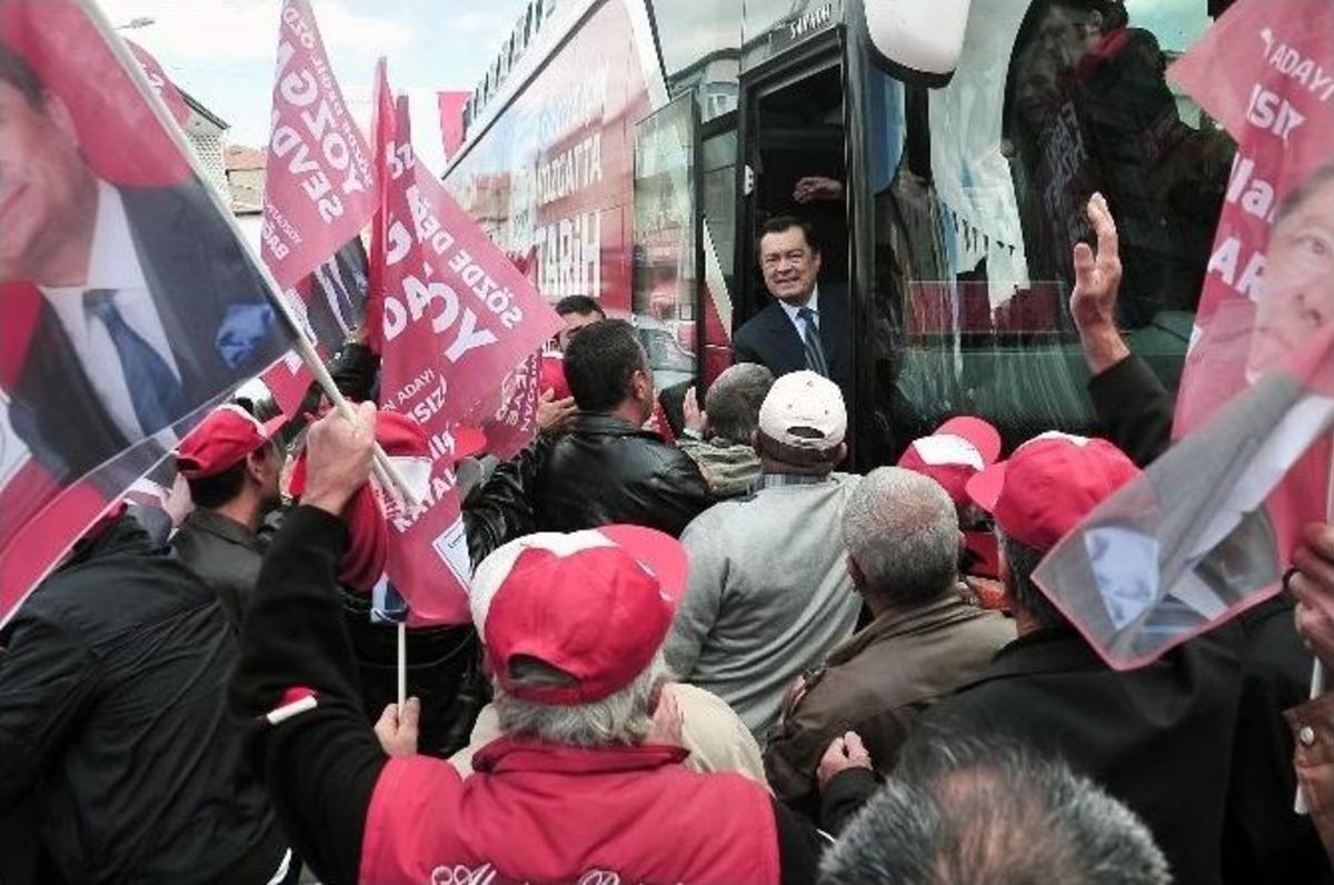 Yozgat Bağımsız Milletvekili Adayı Kayalar, Şefaatli İl&ccedil;esinde Coşkuyla Karşılandı
