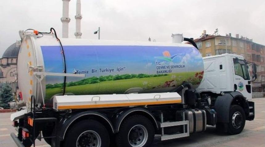 Akdağmadeni Belediyesi Yeni Ara&ccedil;larla Makine Parkını Geliştiriyor