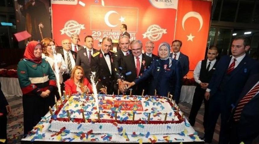 Bursa Valiliği&rsquo;nden Cumhuriyet Resepsiyonu