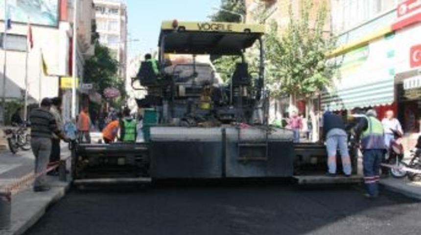 Kilis&rsquo;te Asfalt &Ccedil;alışmaları S&uuml;r&uuml;yor
