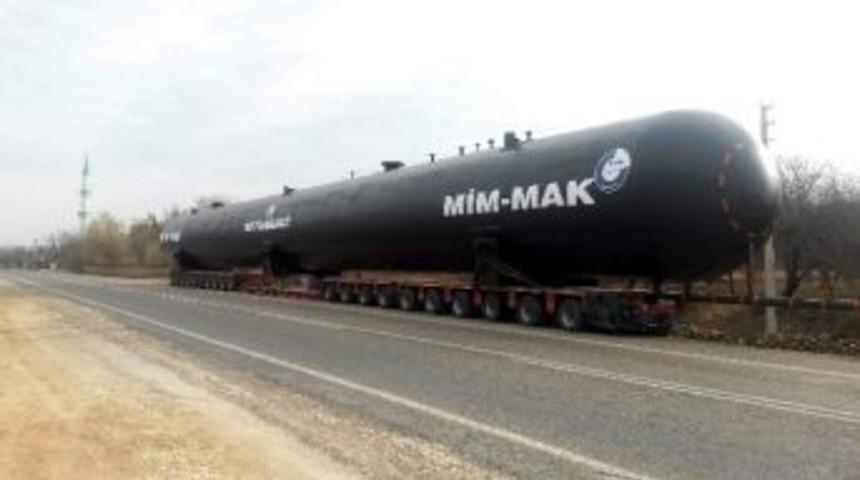 Dev Tanklar 80 Tekerlekli Dorseler İle Taşınıyor